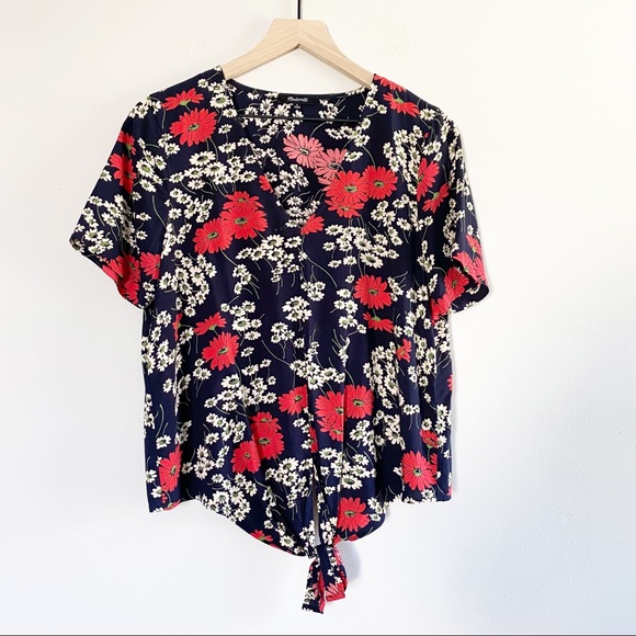 Madewell Novel Tie Front Top In Hillside Daisies Deep Indigo Size Small - Picture 2 of 9